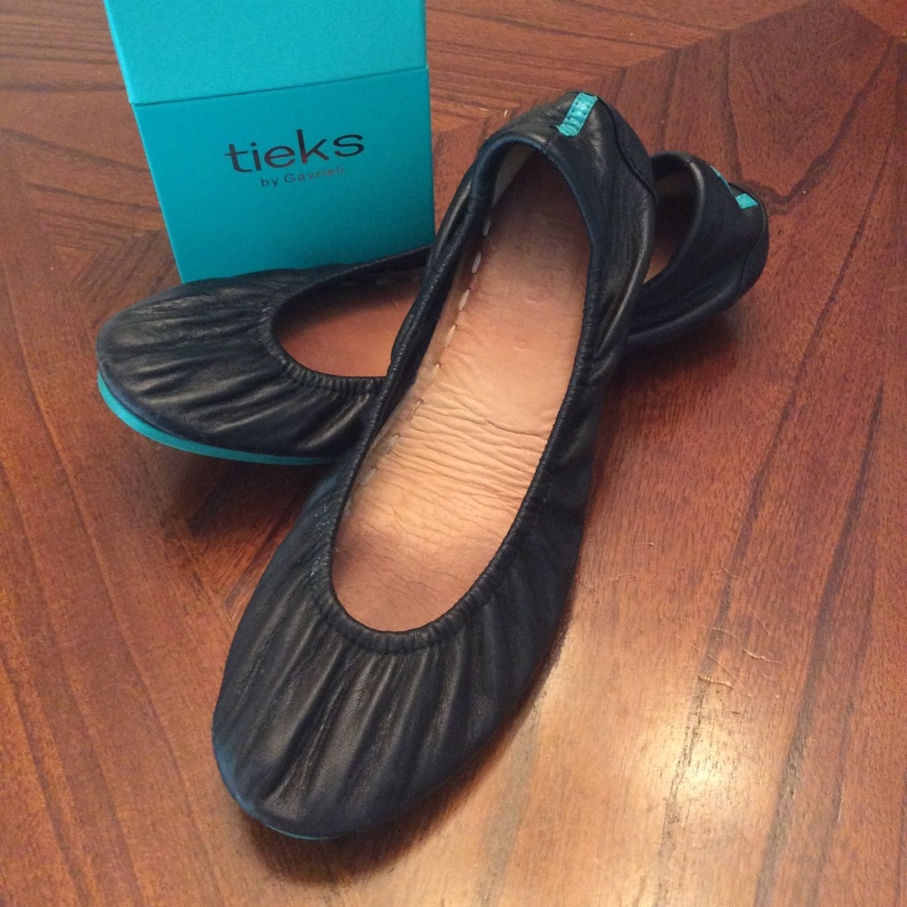 Matte Black Tieks - Size 9